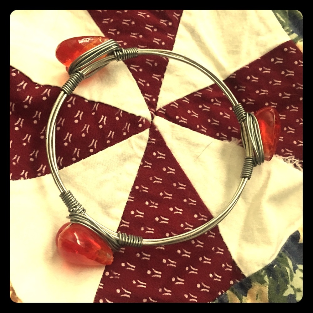 ❤️Red heart wire bracelet❤️